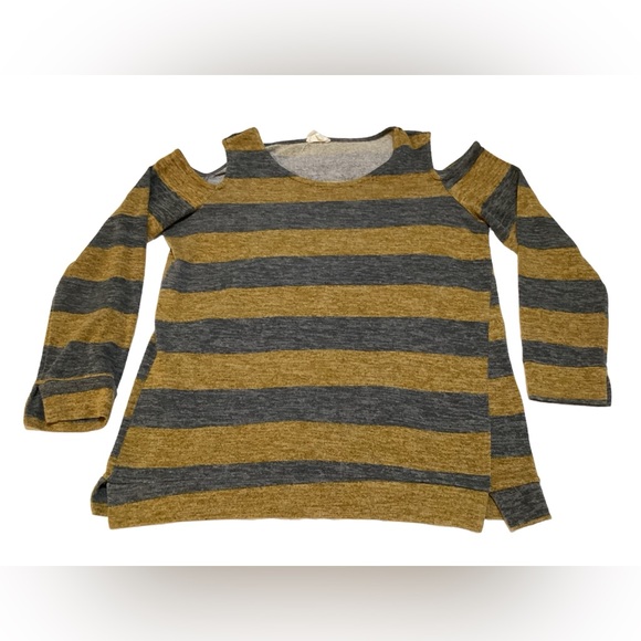 143 Story by Line Up‎ Cold Shoulder Striped Top size Large - Picture 1 of 10